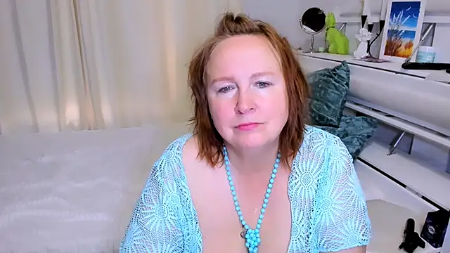 WifeyXRated online show from June 20, 7:01 am