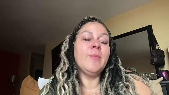 number1slut online show from April 28, 1:04 pm
