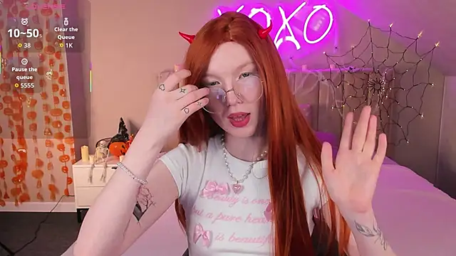 Anna Patterson online show from October 29, 10:19 am