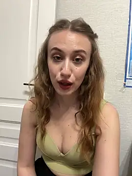 yourfavpsy  online show from February 22, 5:47 pm