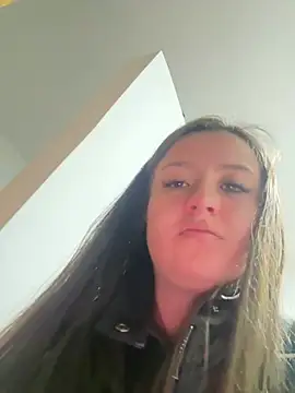 Snapshot of missjulietahot09 chatting on February 9, 1:08 am missjulietahot09 online show from February 9, 1:08 am