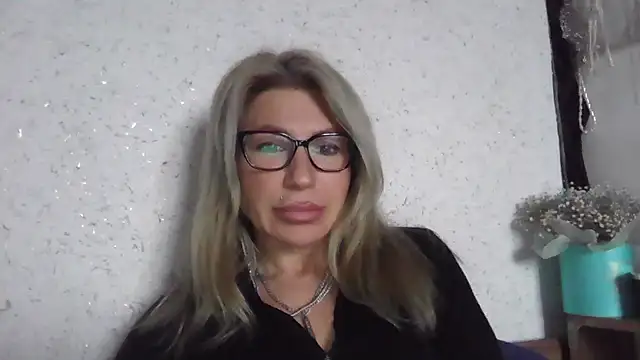 fox red lady7 online show from January 18, 11:17 am