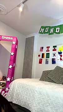 LUNAA    online show from July 8, 7:32 am