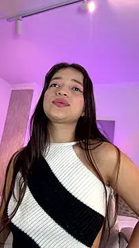 LUNAA    online show from July 26, 3:36 am