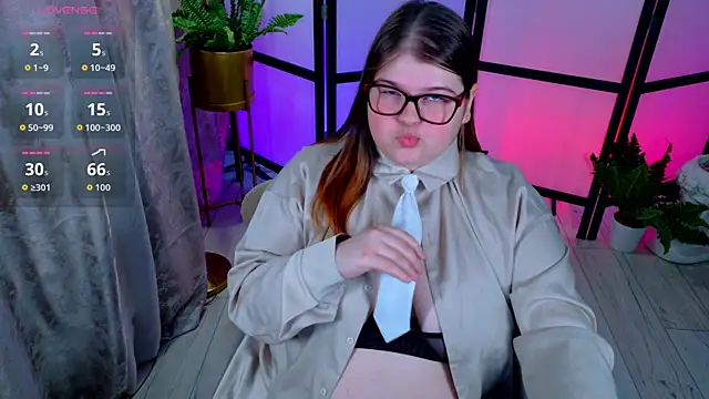 Mia Ray online show from November 22, 7:49 pm