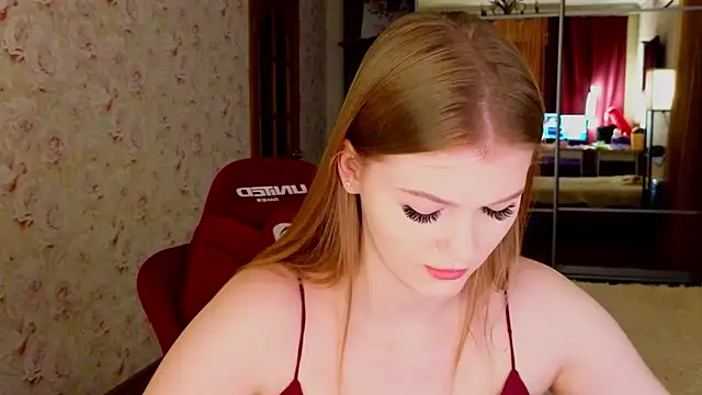 Jenny Skinner20 online show from November 26, 8:10 pm