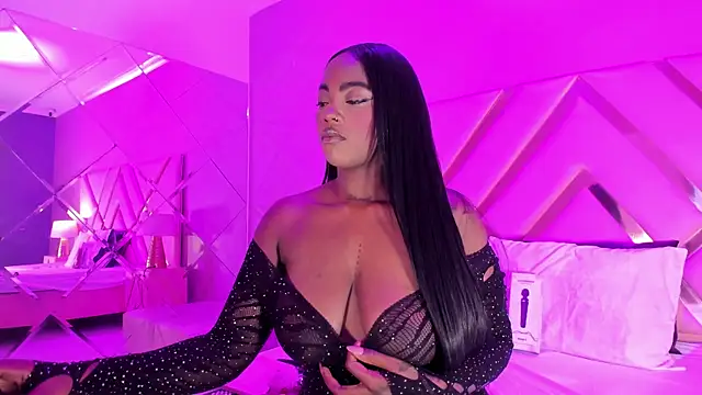 ReinaMiah online show from September 9, 3:50 am