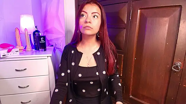 Cherrylionn online show from October 17, 4:27 am