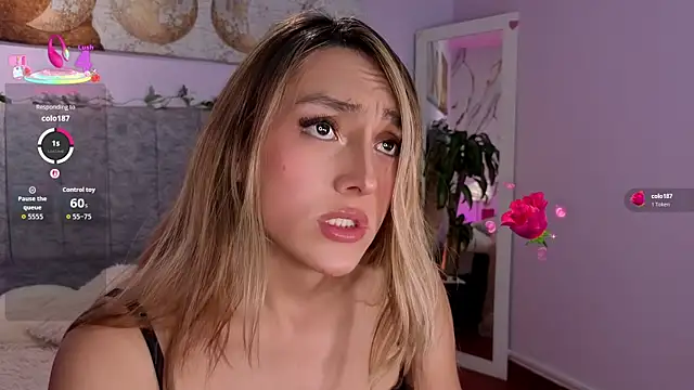 antonellastar24  online show from April 30, 8:14 pm