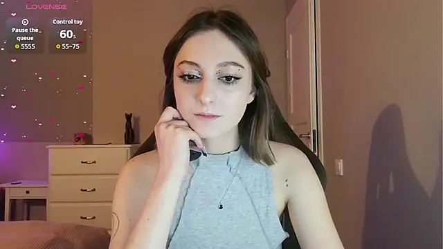 white liillyy online show from June 17, 9:16 pm