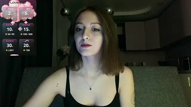 white liillyy online show from October 27, 7:30 pm