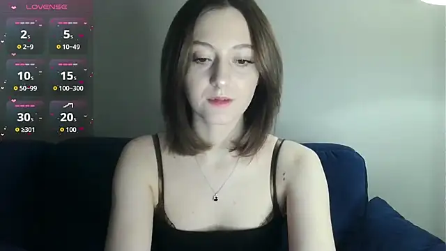 white liillyy online show from March 5, 9:21 pm