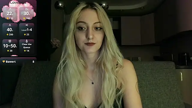 white liillyy online show from September 9, 9:47 pm