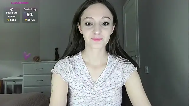 white liillyy online show from July 28, 9:58 pm