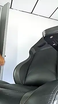 angela bigdick online show from November 15, 2:34 am