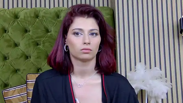 LunaHart online show from October 23, 6:58 pm