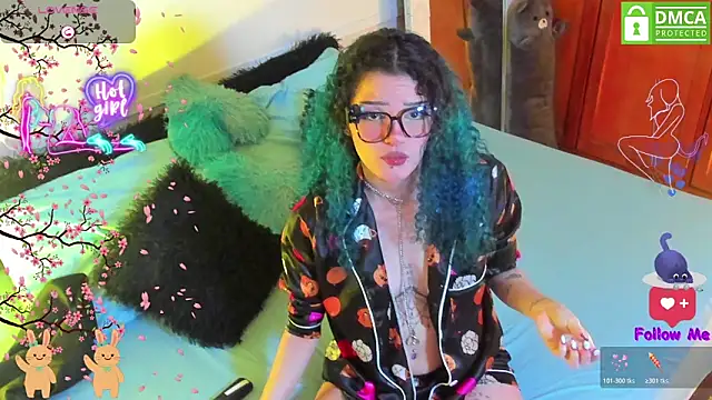 Bluedarkelf888 online show from May 5, 11:30 pm