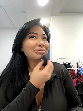 Snapshot of Mia_stepMOM chatting on October 9, 6:28 am Mia stepMOM online show from October 9, 6:28 am