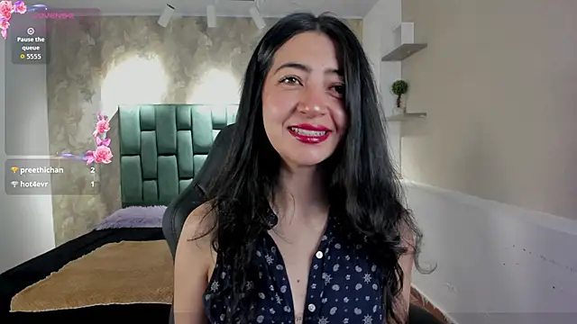 Saya Amaretto1 online show from January 5, 7:39 pm