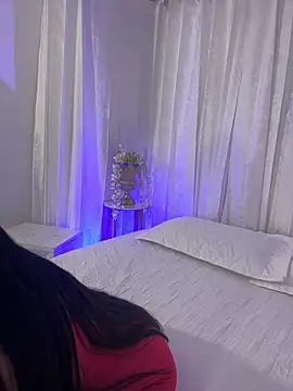 manyaa  online show from April 22, 7:33 pm