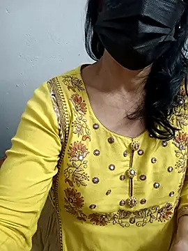 Snapshot of ammala_honey chatting on October 3, 4:56 pm ammala honey online show from October 3, 4:56 pm