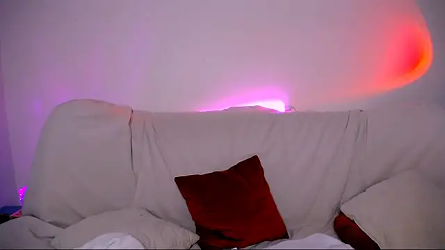 Charlotte Colinss online show from February 22, 6:47 am