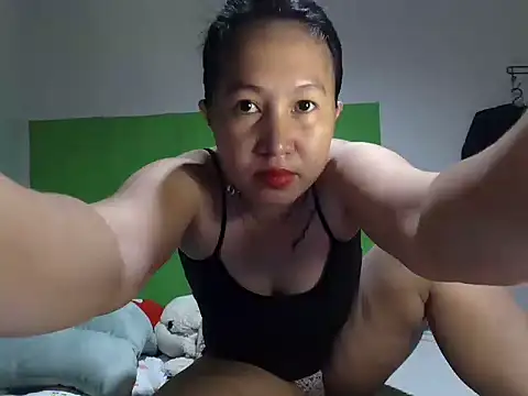 Prettyasianbelle online show from February 17, 10:53 pm