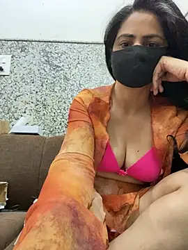 SashaPatel online show from May 1, 2:26 am