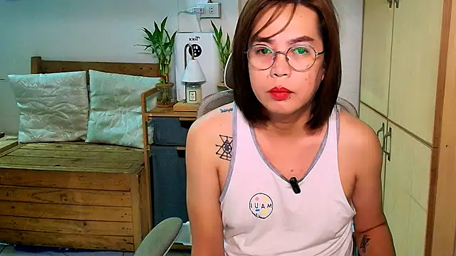 moriliciousxxx online show from July 21, 11:49 pm