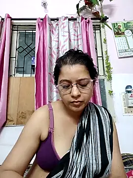 Snapshot of thanusi_2 chatting on September 27, 4:47 pm thanusi 2 online show from September 27, 4:47 pm