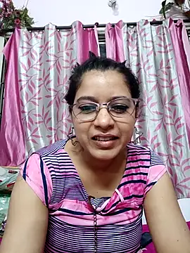 Snapshot of thanusi_2 chatting on October 10, 4:23 pm thanusi 2 online show from October 10, 4:23 pm