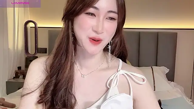 wuyueaini online show from August 7, 6:31 am