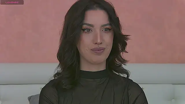 Snapshot of EnyaHazell chatting on September 30, 6:13 pm EnyaHazell online show from September 30, 6:13 pm