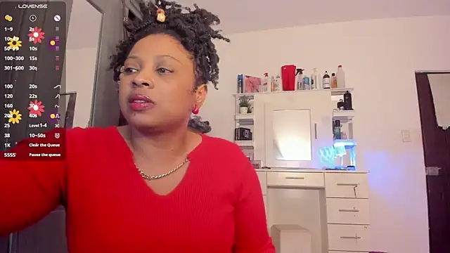 LiloTorontoo online show from March 14, 11:28 pm