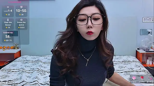 xiaoyue zhibo online show from December 16, 11:49 am