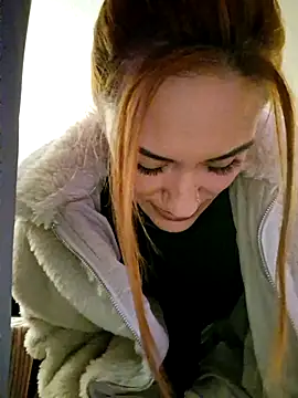 SlimBellaa online show from November 23, 10:44 pm