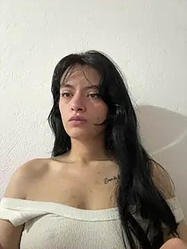 LiaCollings online show from June 15, 11:43 am