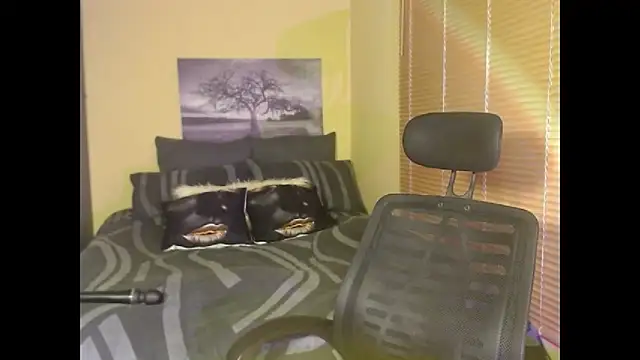 NawtyLisa online show from November 27, 12:13 am