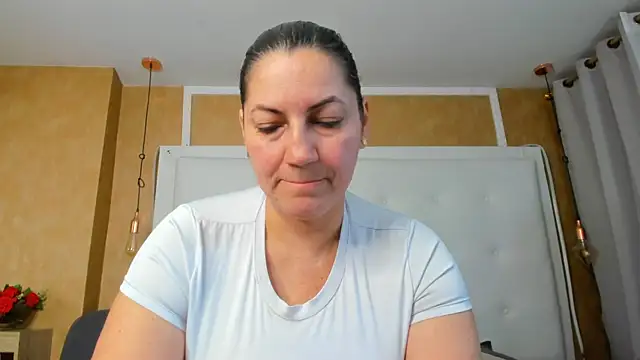 Heidy milf online show from July 10, 8:53 pm