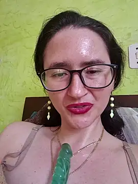 Linda Hot13 online show from October 17, 7:50 pm