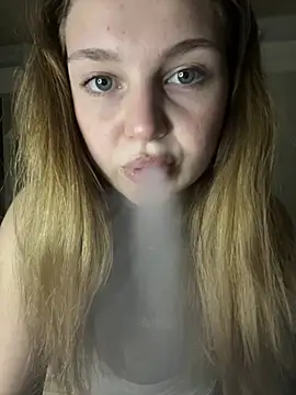Emaline Fane online show from June 29, 6:18 pm