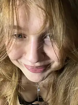 Emaline Fane online show from June 26, 7:37 pm