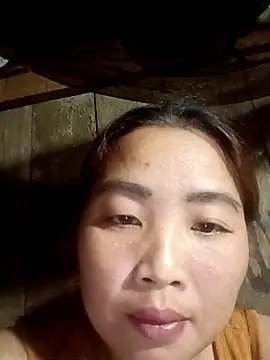Snapshot of PhamPhung chatting on September 28, 1:38 pm PhamPhung online show from September 28, 1:38 pm