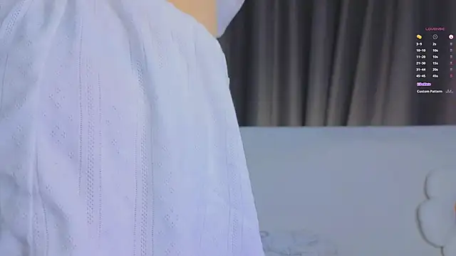 VirginiaHouston online show from November 5, 6:29 am