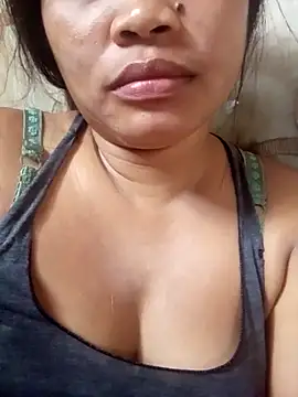cheeseGirl69 online show from July 9, 7:00 am