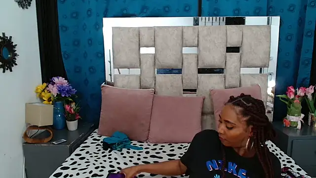 AmbarSmit online show from September 29, 1:11 am