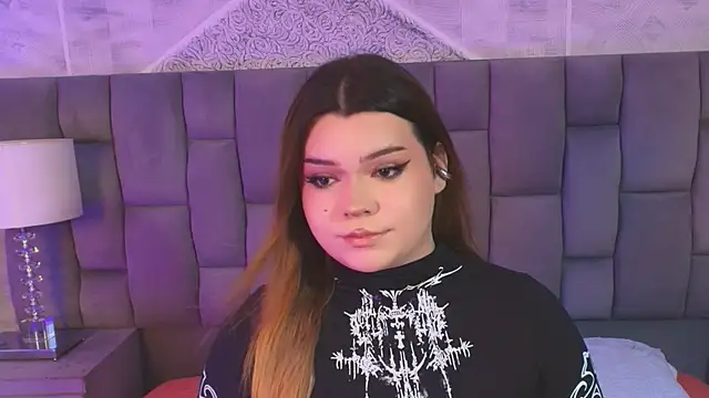 Maxxxine1 online show from December 4, 10:10 pm