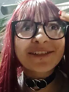 Aurora blaack online show from March 7, 7:04 am