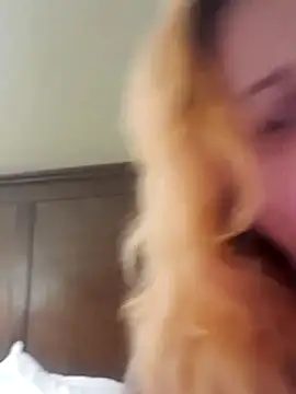 Jynxthefoxyfuck online show from September 18, 11:31 am