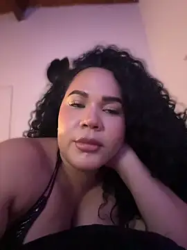 kristal benet online show from June 18, 6:46 pm